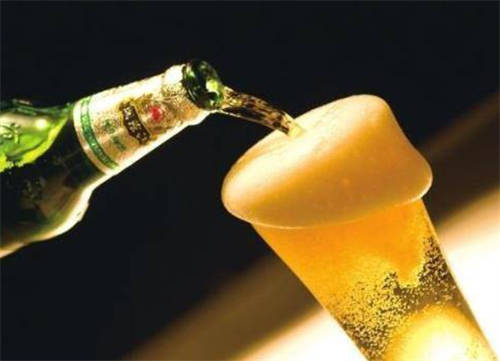 重庆啤酒500ml价格让你的饮酒之路更加经济实惠